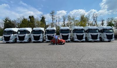 Autotrasporti Biglietti rinnova la flotta con 23 IVECO S-Way per il trasporto liquidi alimentari in cisterna - Lombardia Truck