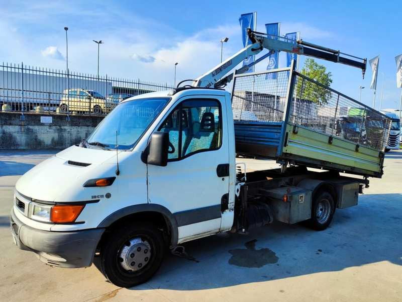 IVECO 35C11 GRU + RIBALTABILE  - Lombardia Truck