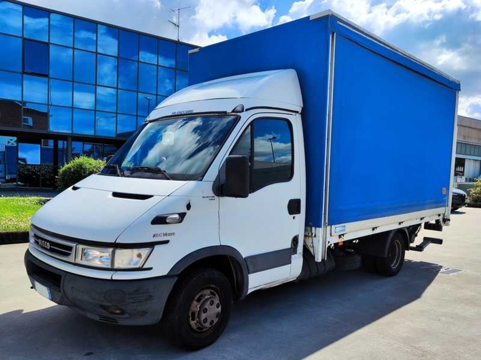 IVECO 35C14 CENTINA TELO CON SPONDA - Lombardia Truck