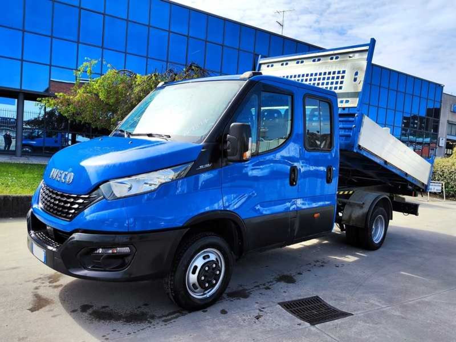 IVECO 35C14D 6+1 RIBALTABILE - Lombardia Truck