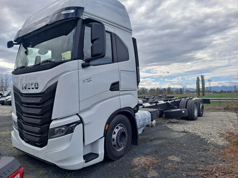 IVECO S-Way - Lombardia Truck