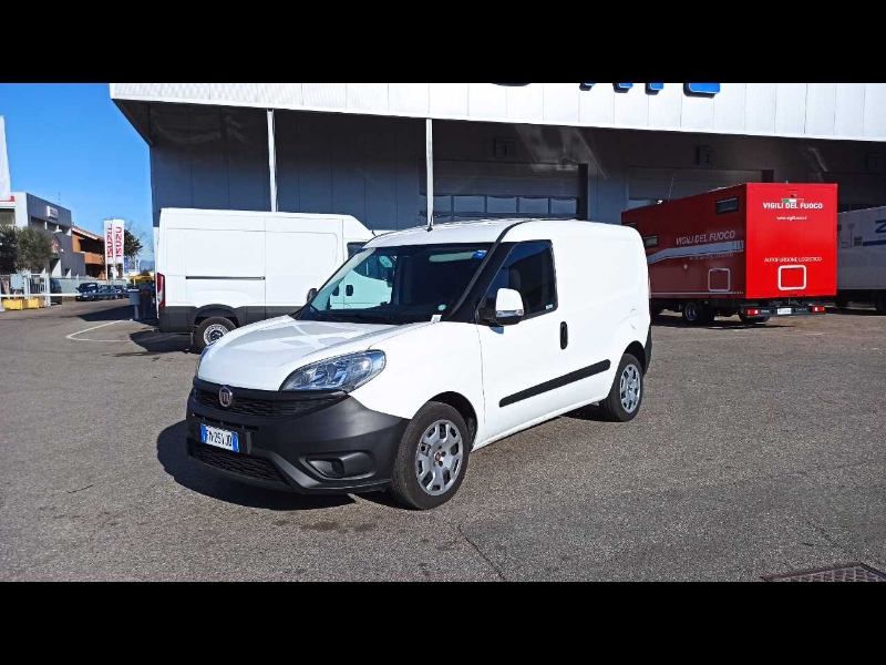 Fiat Doblò cargo 1.6 mjt 16v SX 120cv 3p.ti - Lombardia Truck