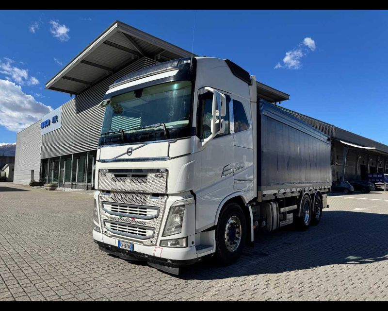 VOLVO F12 - 500 CV -  CENTINA E TELO CON PORTE POST - Lombardia Truck